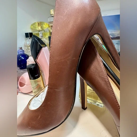 Nine West Tatiana Pointy Toe Pumps - Picture 4 of 7